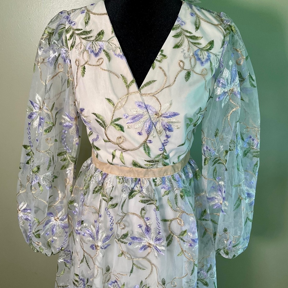 NWT Just Me Floral Embroidered Sheer Mesh Maxi Dress Small S Keyhole Cottagecore - Picture 3 of 16